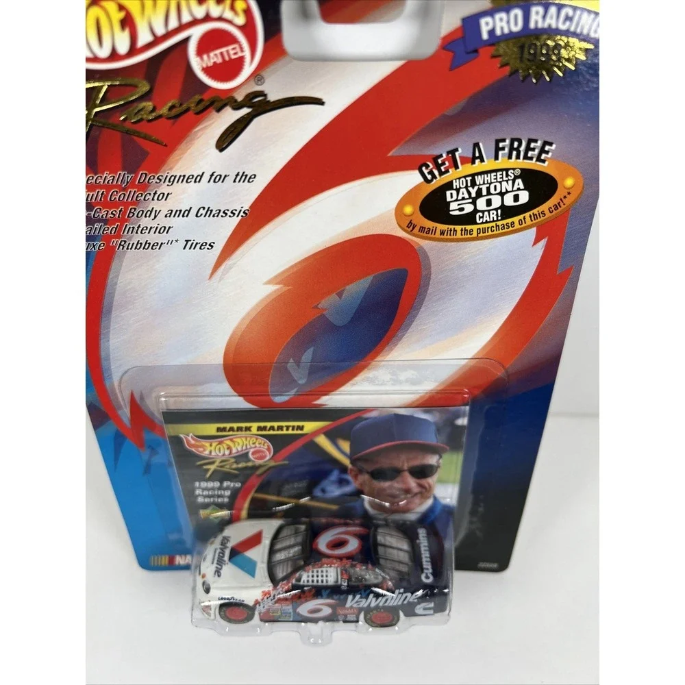 Hot Wheels Racing NASCAR 1:64 Mark Martin #6 Pro Racing Collector's Edition 1999
